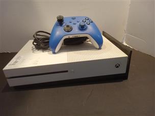 Microsoft Xbox One Console